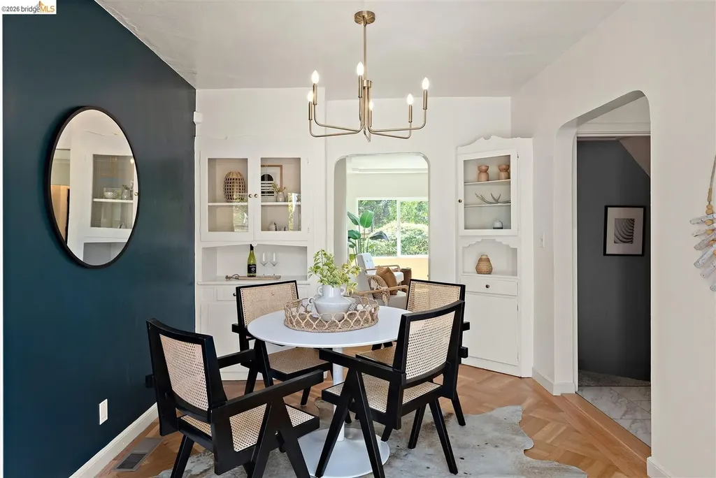 4546 Virginia Avenue Oakland CA 94619