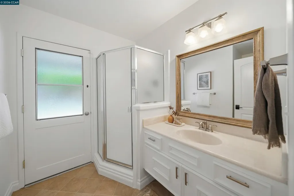 203 Via Monte Walnut Creek CA 94598