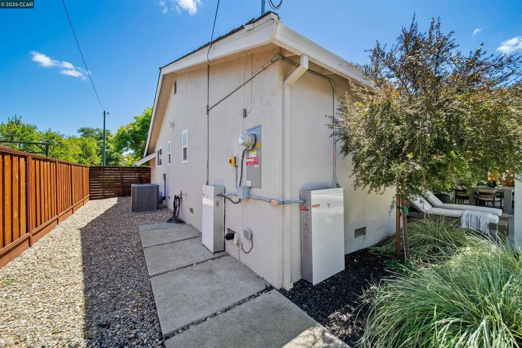 203 Via Monte Walnut Creek CA 94598