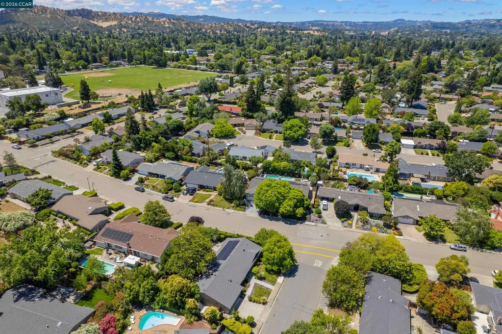 203 Via Monte Walnut Creek CA 94598