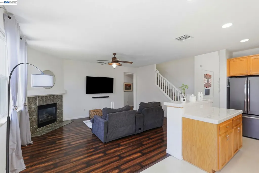 1205 Nellis Court Pittsburg CA 94565