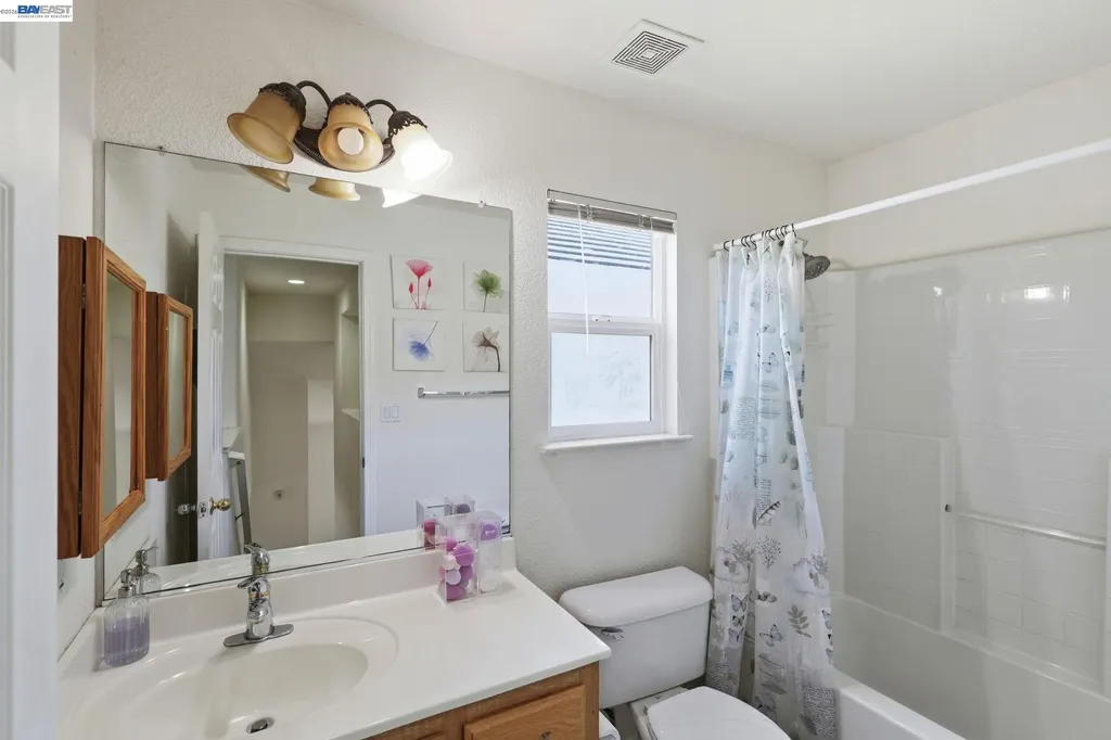 1205 Nellis Court Pittsburg CA 94565