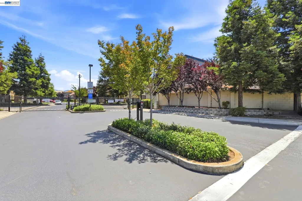 1205 Nellis Court Pittsburg CA 94565