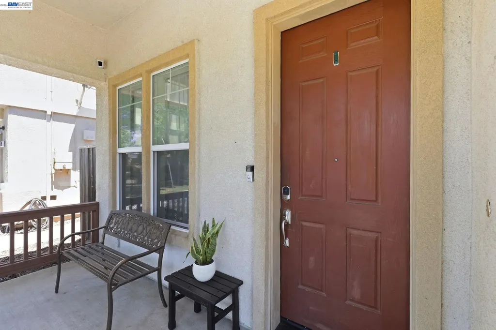 1205 Nellis Court Pittsburg CA 94565