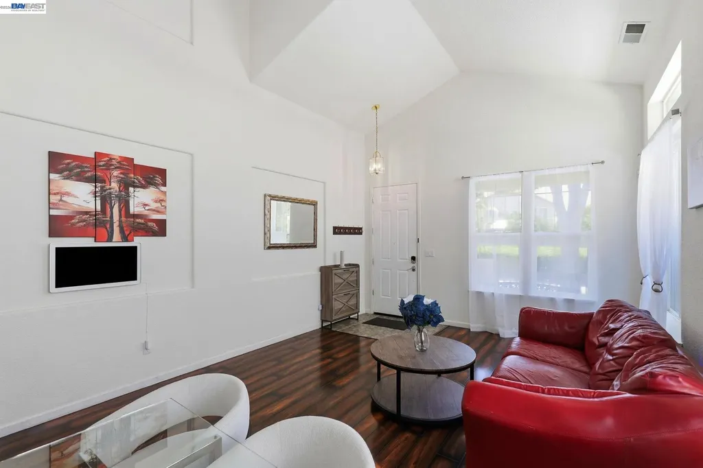 1205 Nellis Court Pittsburg CA 94565