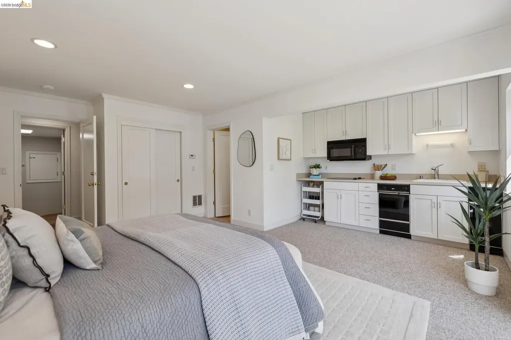122 Vicente Road Berkeley CA 94705