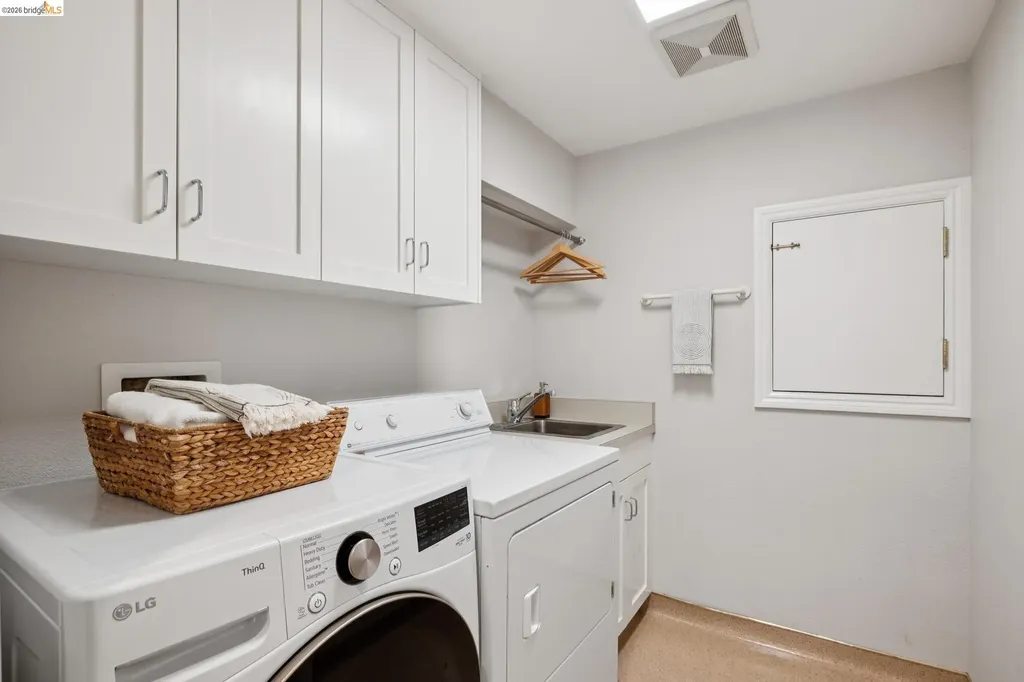 122 Vicente Road Berkeley CA 94705