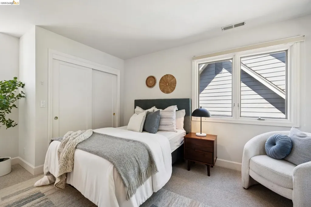 122 Vicente Road Berkeley CA 94705