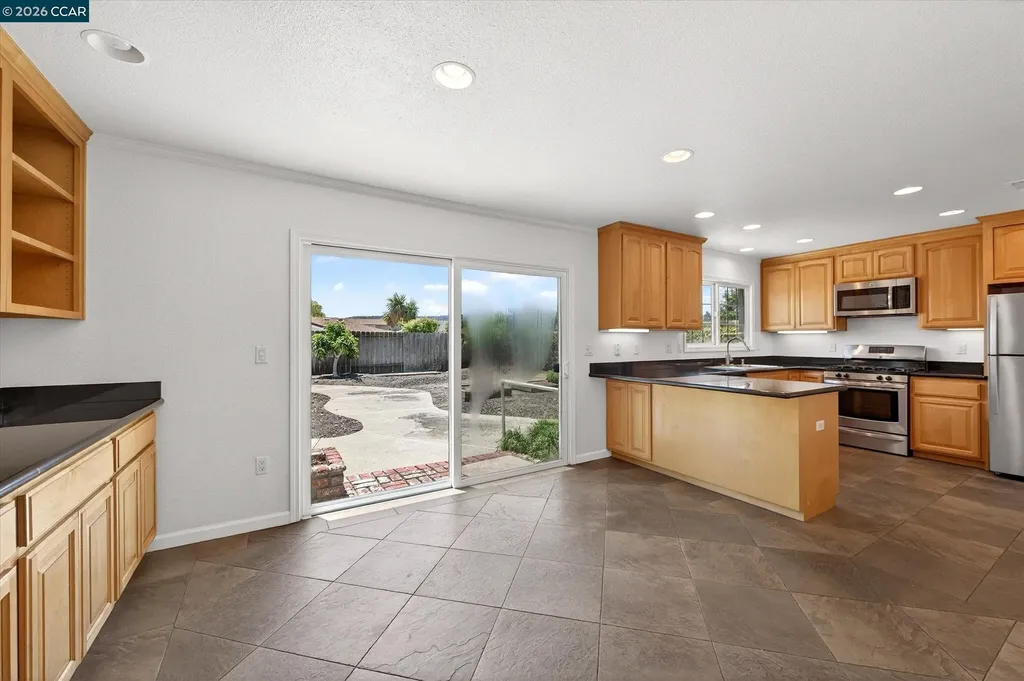 8271 Cavalier Lane Dublin CA 94568