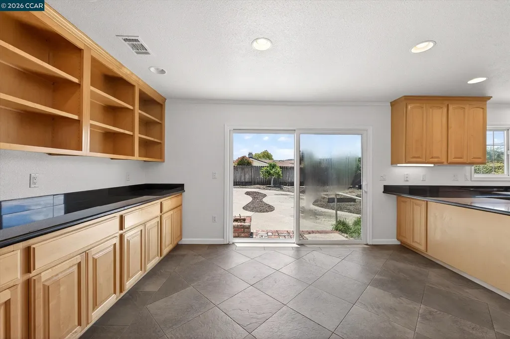 8271 Cavalier Lane Dublin CA 94568