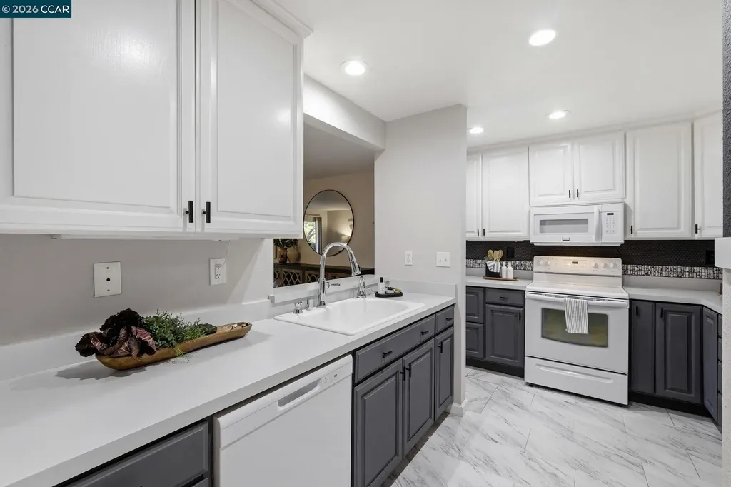 8 Royston Walk Pleasant Hill CA 94523