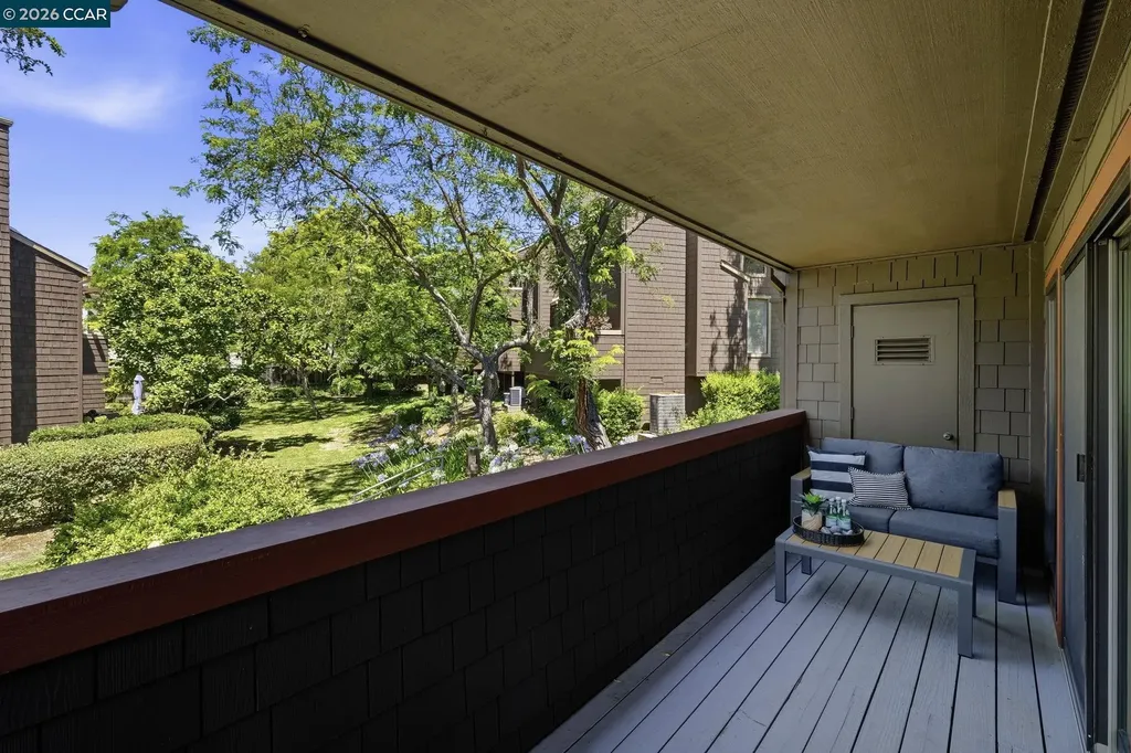 8 Royston Walk Pleasant Hill CA 94523