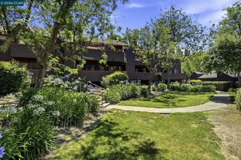 8 Royston Walk Pleasant Hill CA 94523
