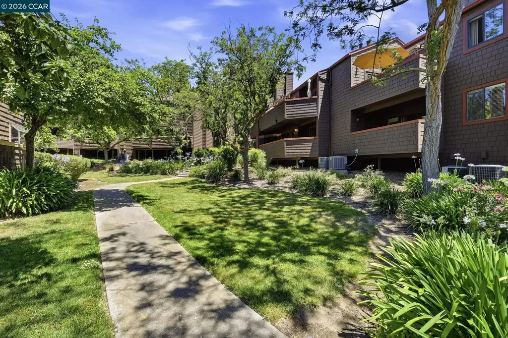 8 Royston Walk Pleasant Hill CA 94523