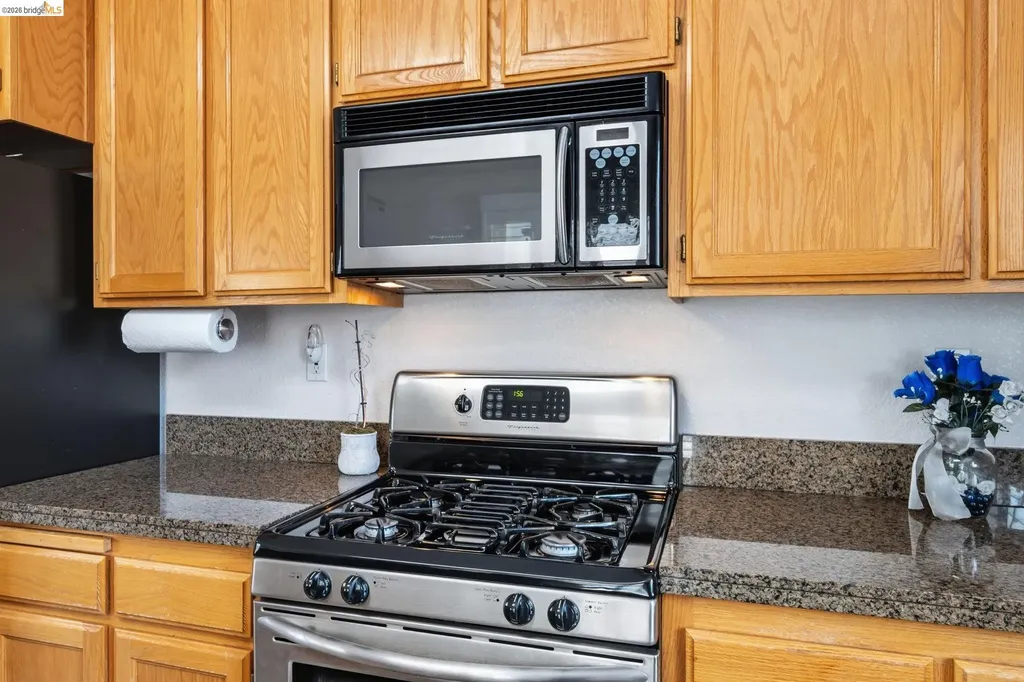 59 Glen Canyon Court Pittsburg CA 94565