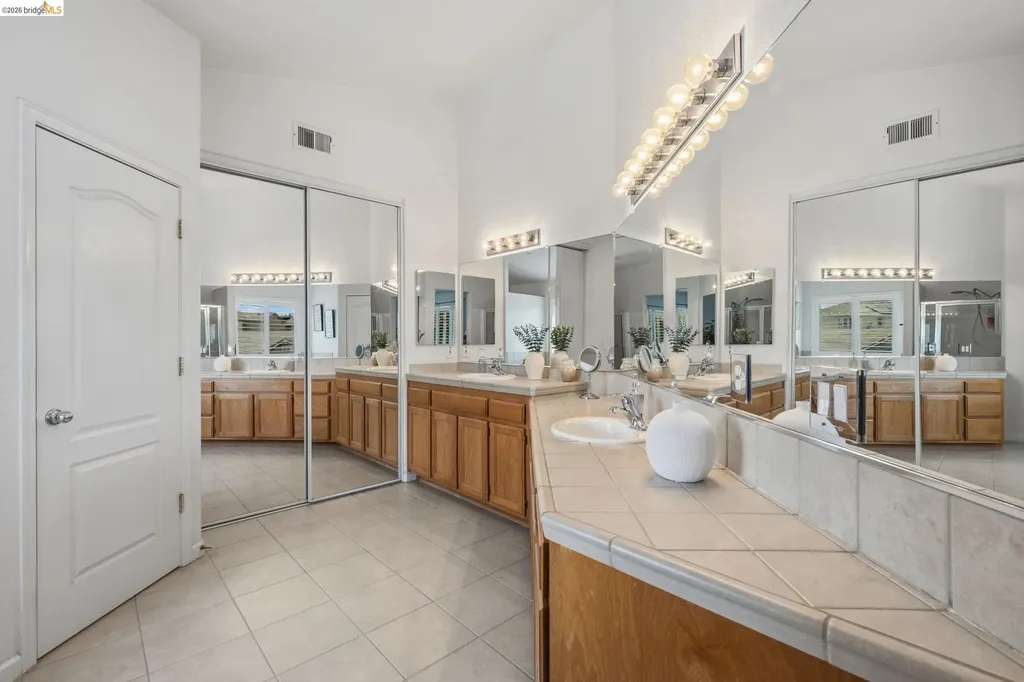 59 Glen Canyon Court Pittsburg CA 94565