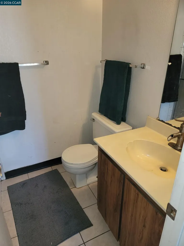 2 Tarn Court Hercules CA 94547