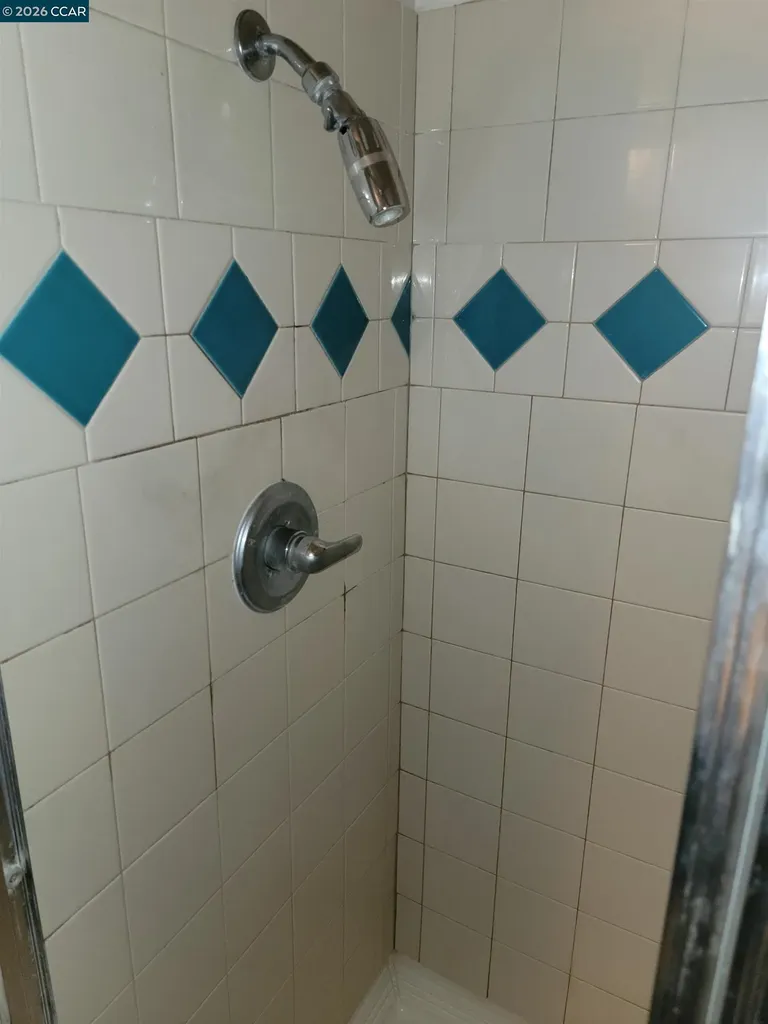2 Tarn Court Hercules CA 94547