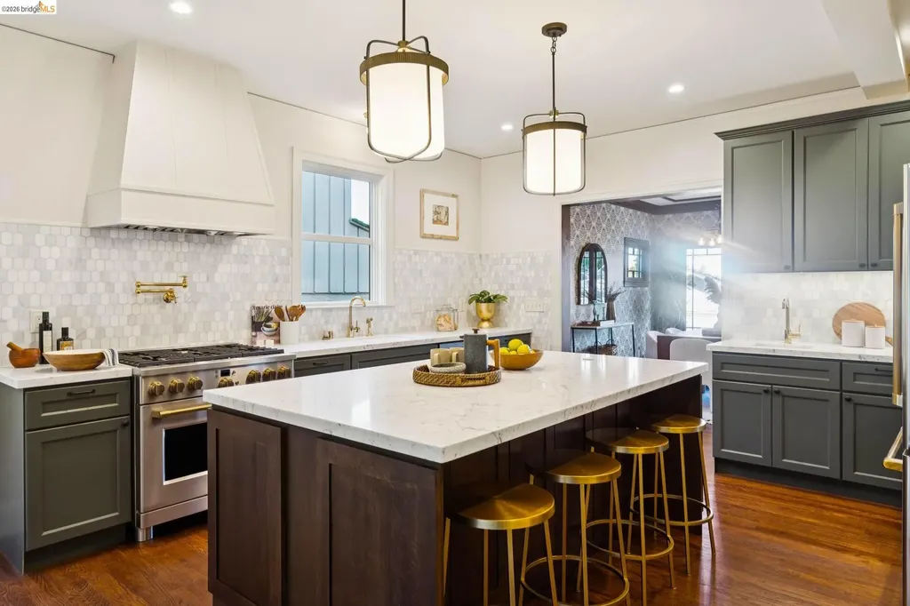 6019 Chabolyn Terrace Berkeley CA 94618