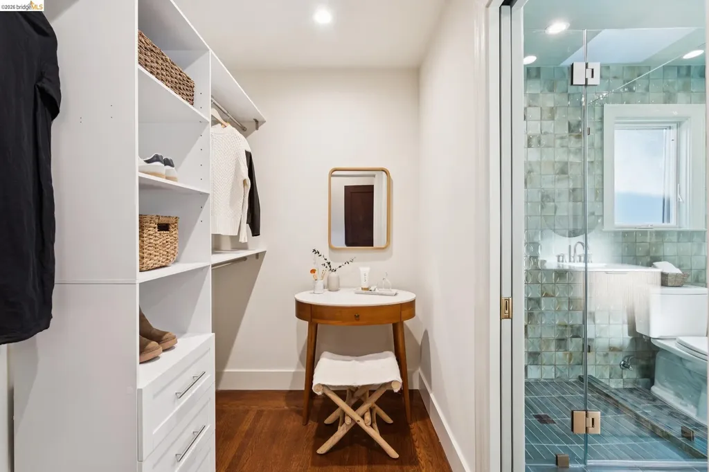 6019 Chabolyn Terrace Berkeley CA 94618