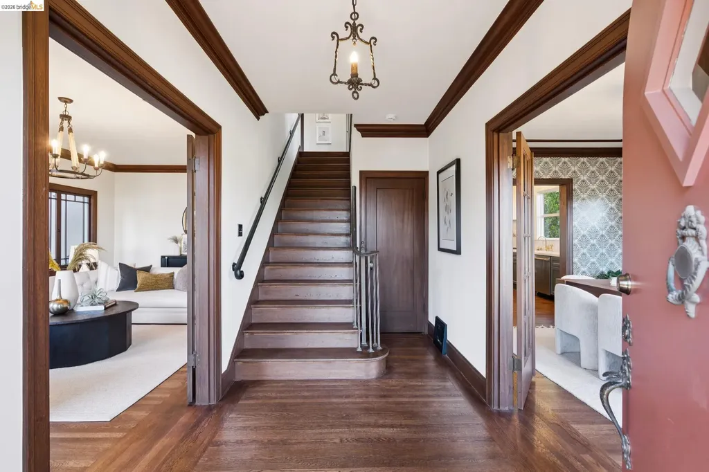 6019 Chabolyn Terrace Berkeley CA 94618