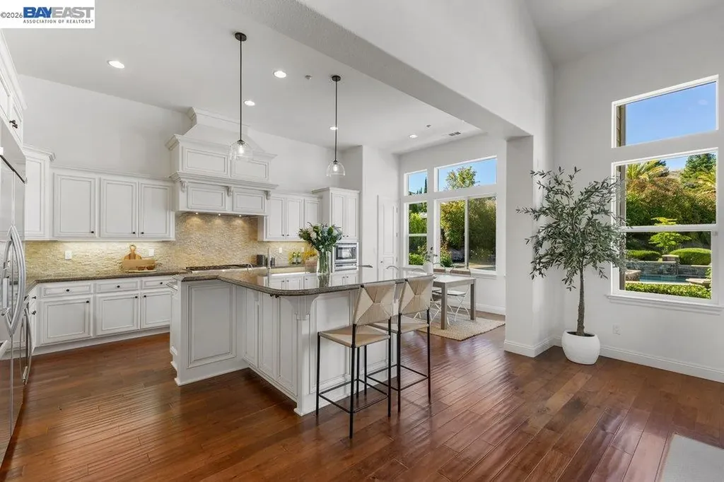25 Treetop Terrace Alamo CA 94507