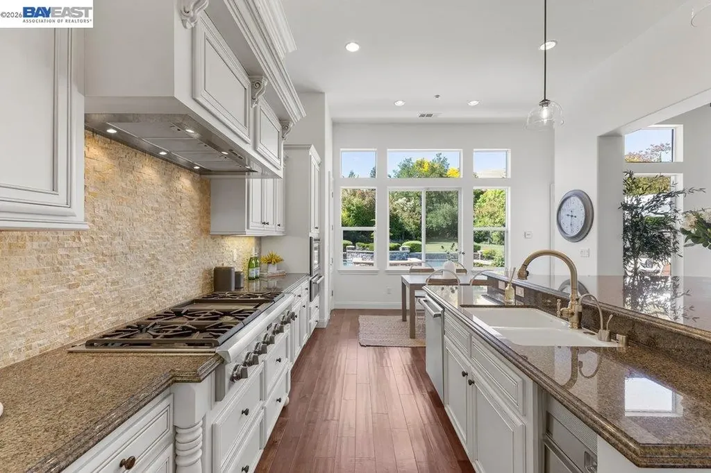 25 Treetop Terrace Alamo CA 94507