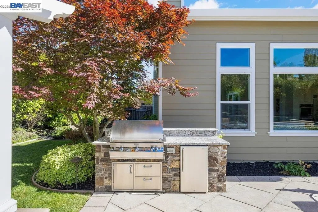 25 Treetop Terrace Alamo CA 94507