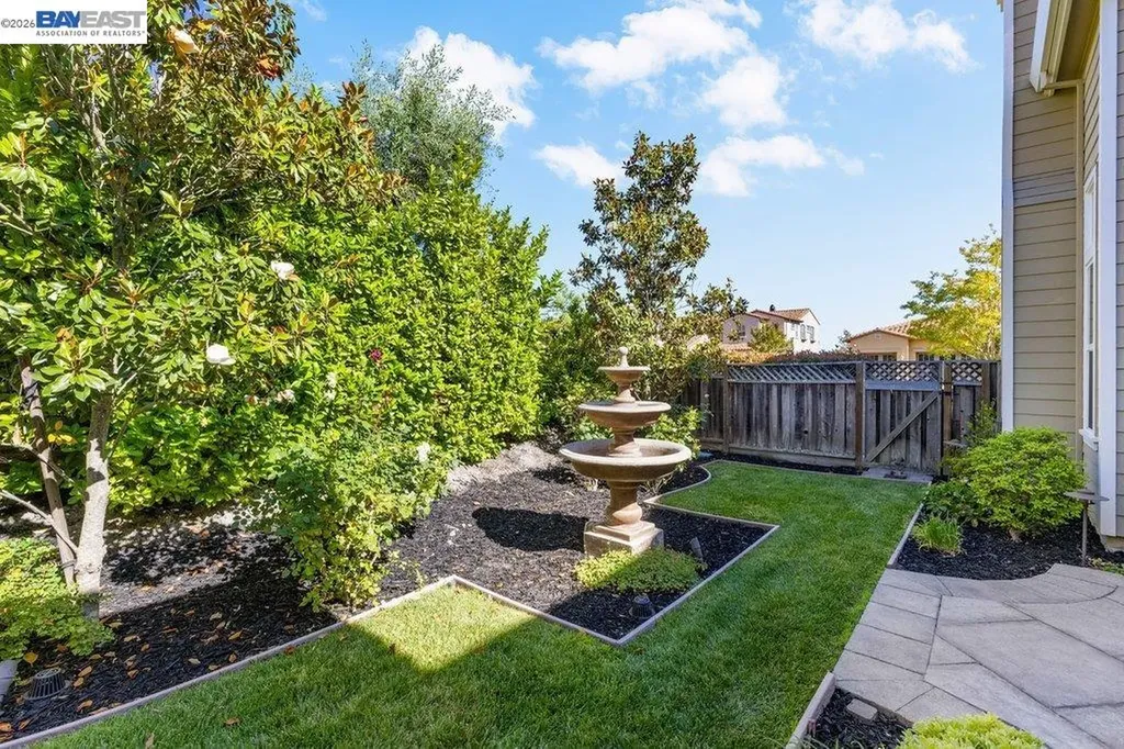 25 Treetop Terrace Alamo CA 94507