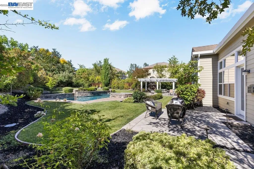 25 Treetop Terrace Alamo CA 94507