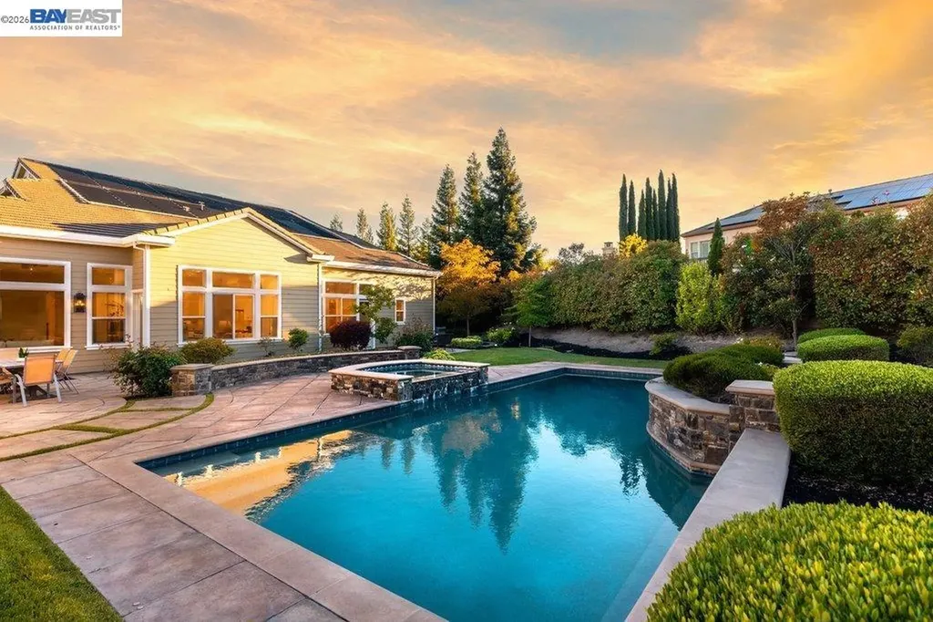 25 Treetop Terrace Alamo CA 94507