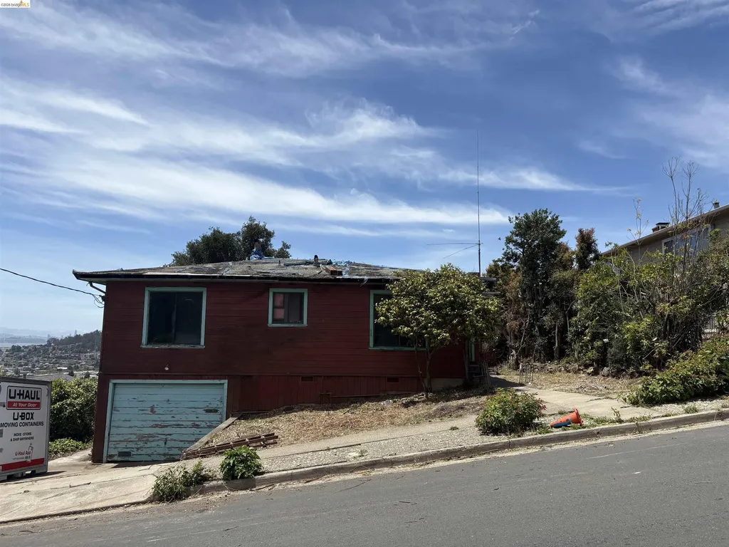 605 Sea View Drive El Cerrito CA 94530