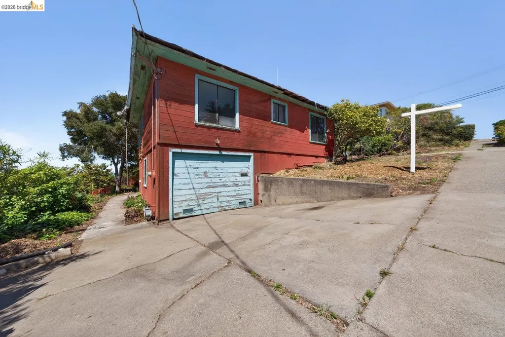 605 Sea View Drive El Cerrito CA 94530