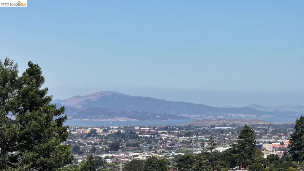 605 Sea View Drive El Cerrito CA 94530
