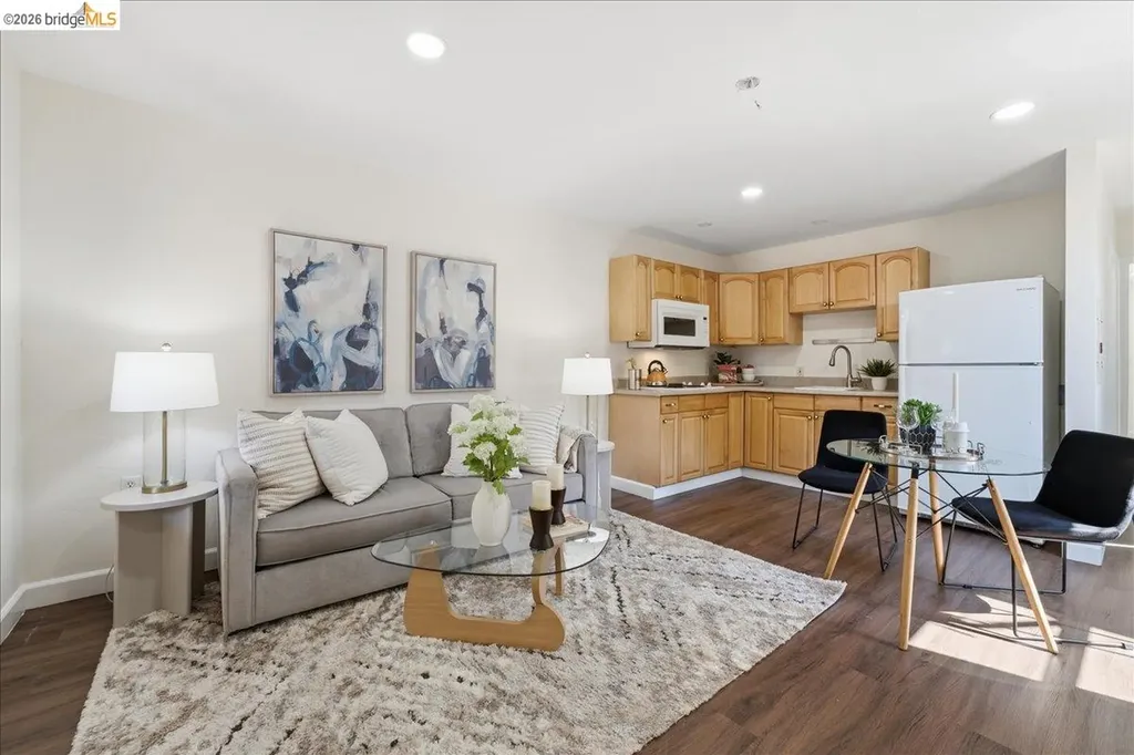 2721 Hidden Lane Hayward CA 94541