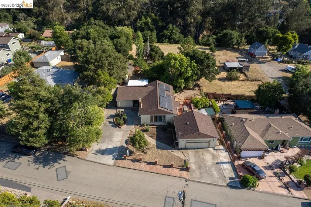 2721 Hidden Lane Hayward CA 94541