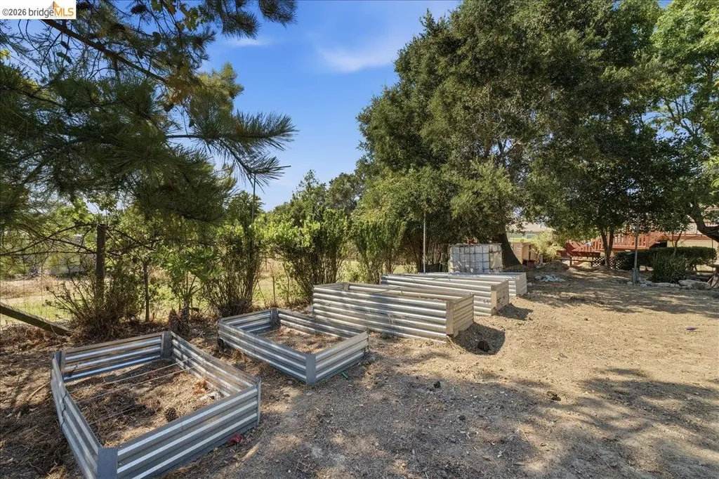 2721 Hidden Lane Hayward CA 94541