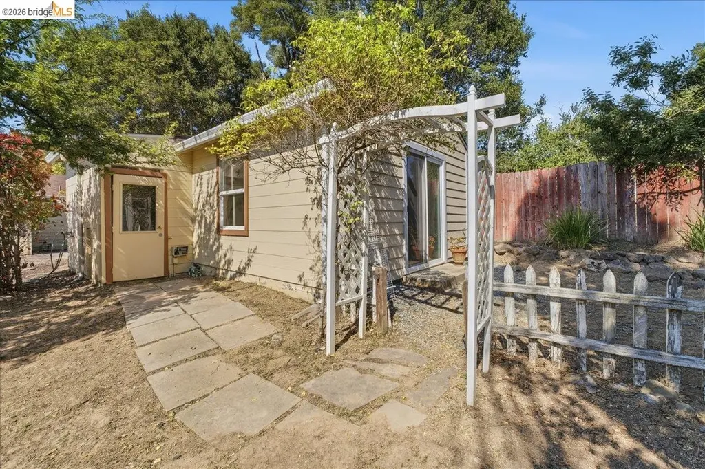 2721 Hidden Lane Hayward CA 94541