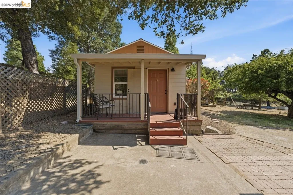 2721 Hidden Lane Hayward CA 94541