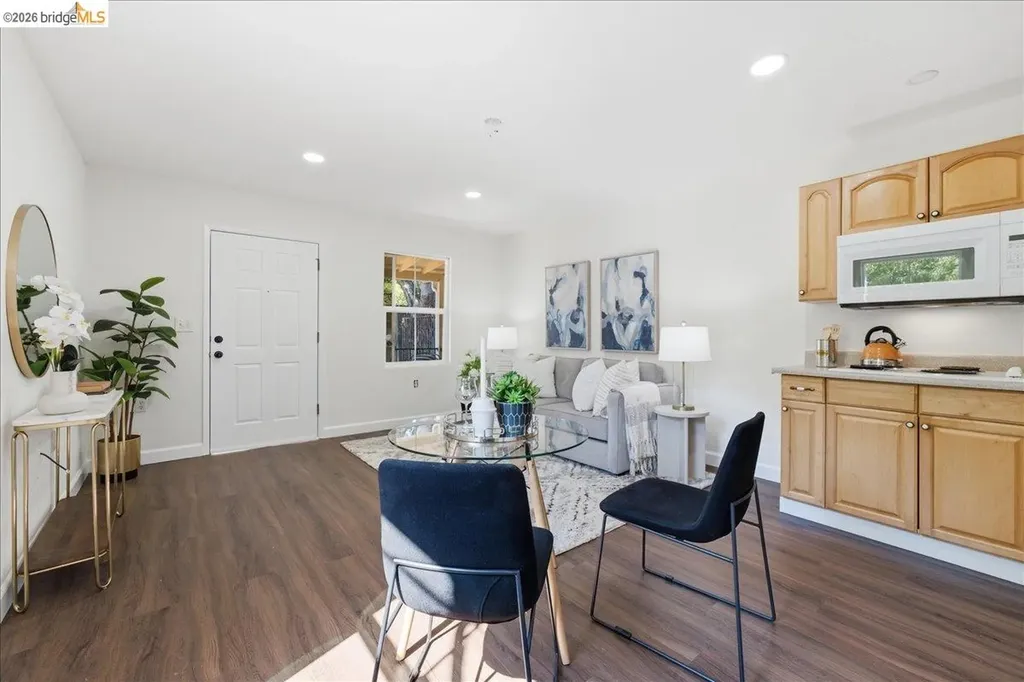 2721 Hidden Lane Hayward CA 94541