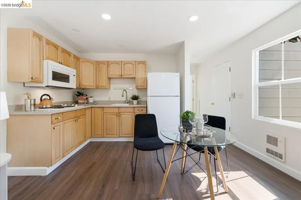 2721 Hidden Lane Hayward CA 94541