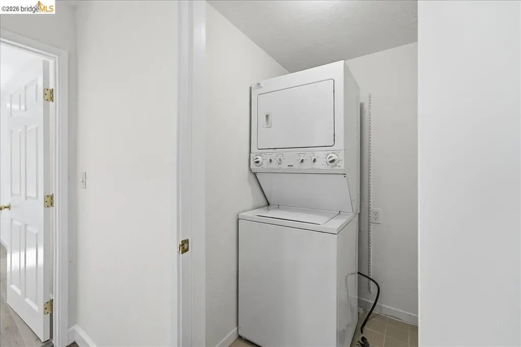 2721 Hidden Lane Hayward CA 94541