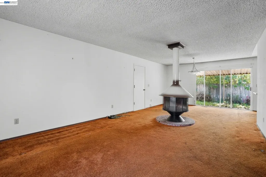 425 Coffield Avenue Napa CA 94558