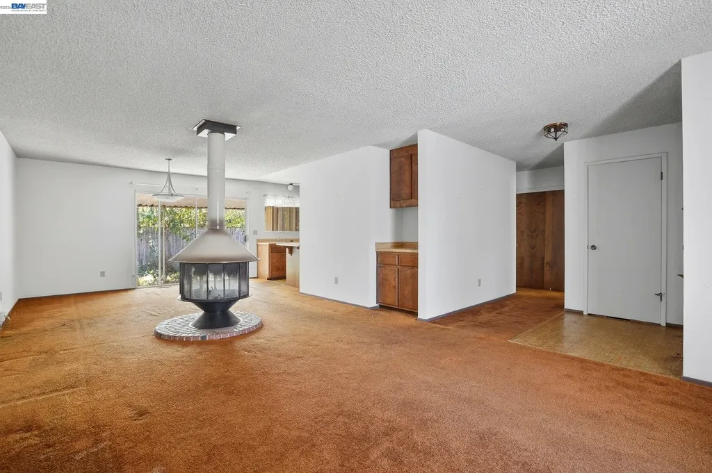 425 Coffield Avenue Napa CA 94558