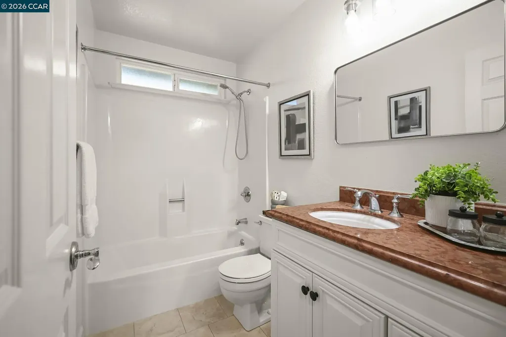7556 Silvertree Lane #20 Dublin CA 94568