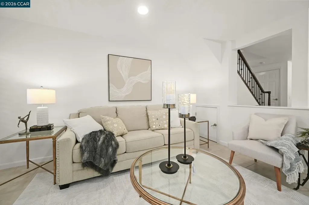 7556 Silvertree Lane #20 Dublin CA 94568
