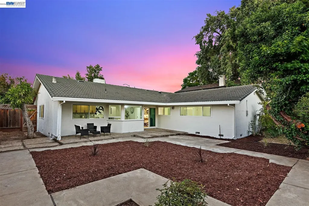 1149 Geneva Street Livermore CA 94550