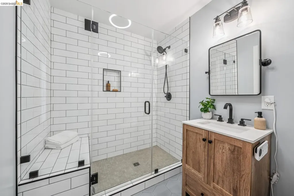 4191 Montgomery Street Oakland CA 94611