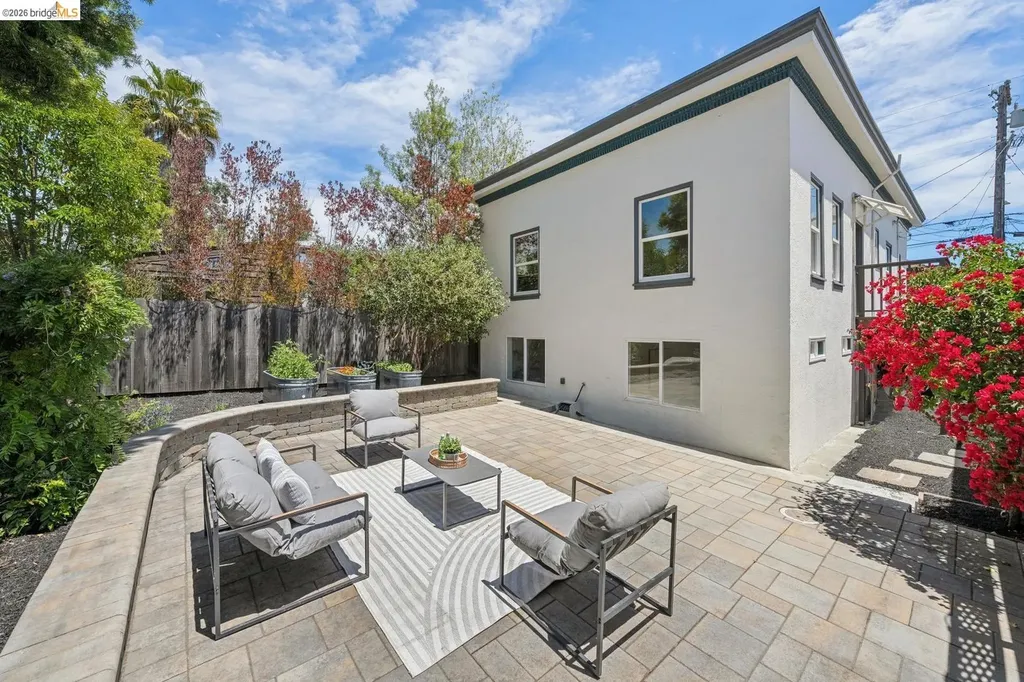 4191 Montgomery Street Oakland CA 94611