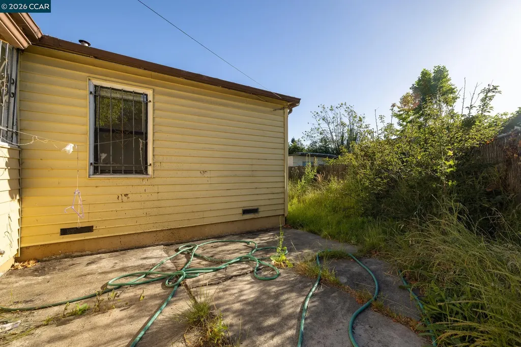 603 Almanza Drive Oakland CA 94603